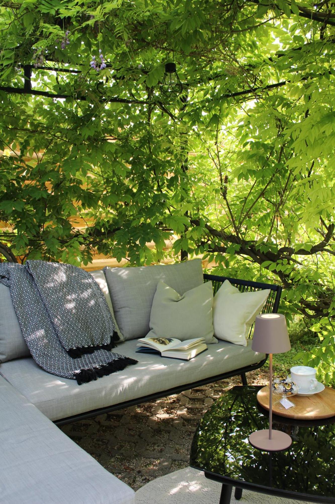 The Secret Garden - Keszthely Bed & Breakfast エクステリア 写真